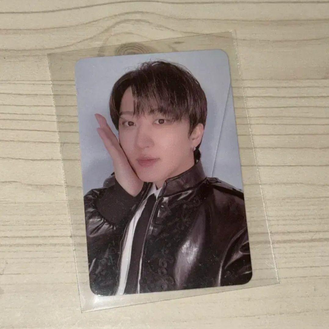 韓国　stray kids　スミン　ストリーミング　チャンビン　トレカ