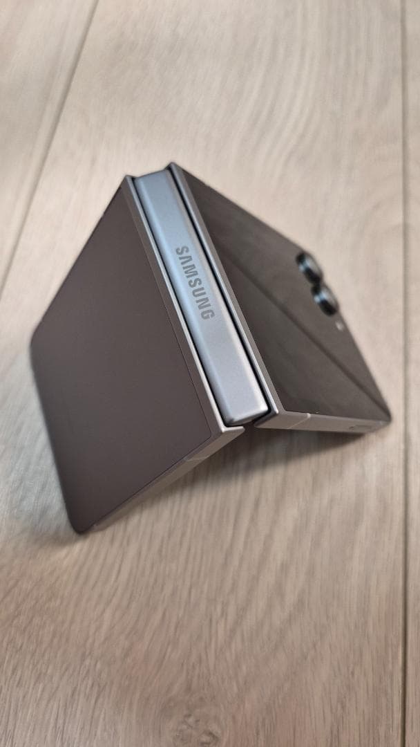 Galaxy Z Flip6 日本版SIMフリー