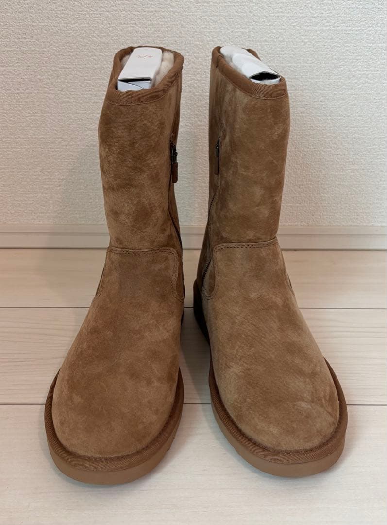 【新品】UGG ブラウン ムートンブーツ ジッパー付き