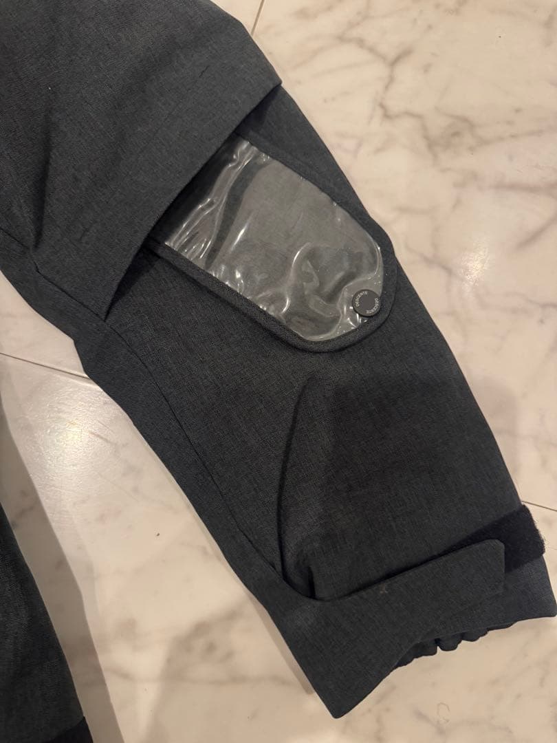 デサント　USED 女性用スキーウェアセット ブラック