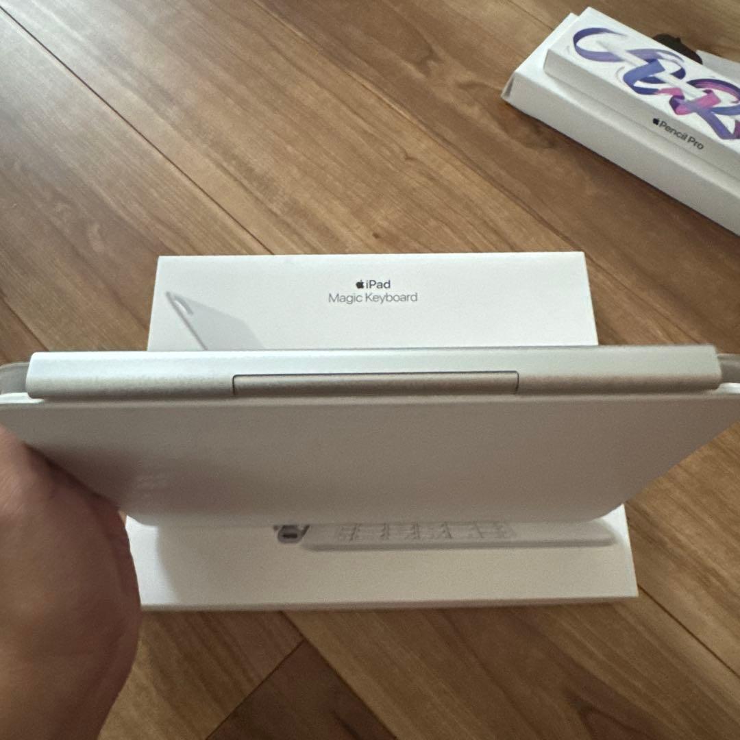 11インチiPad Air(M3)用 Magic Keyboard 英語