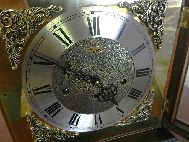 ドイツ「ＭＡＵＴＨＥ」社ゼンマイ式置時計（１５分ウエストミンスターチャイム）