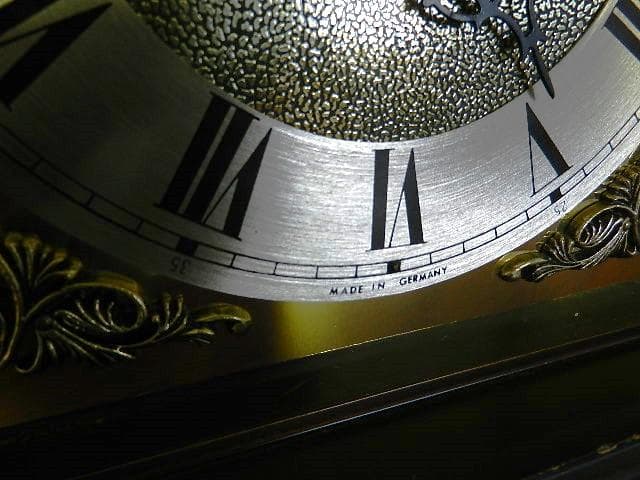 ドイツ「ＭＡＵＴＨＥ」社ゼンマイ式置時計（１５分ウエストミンスターチャイム）