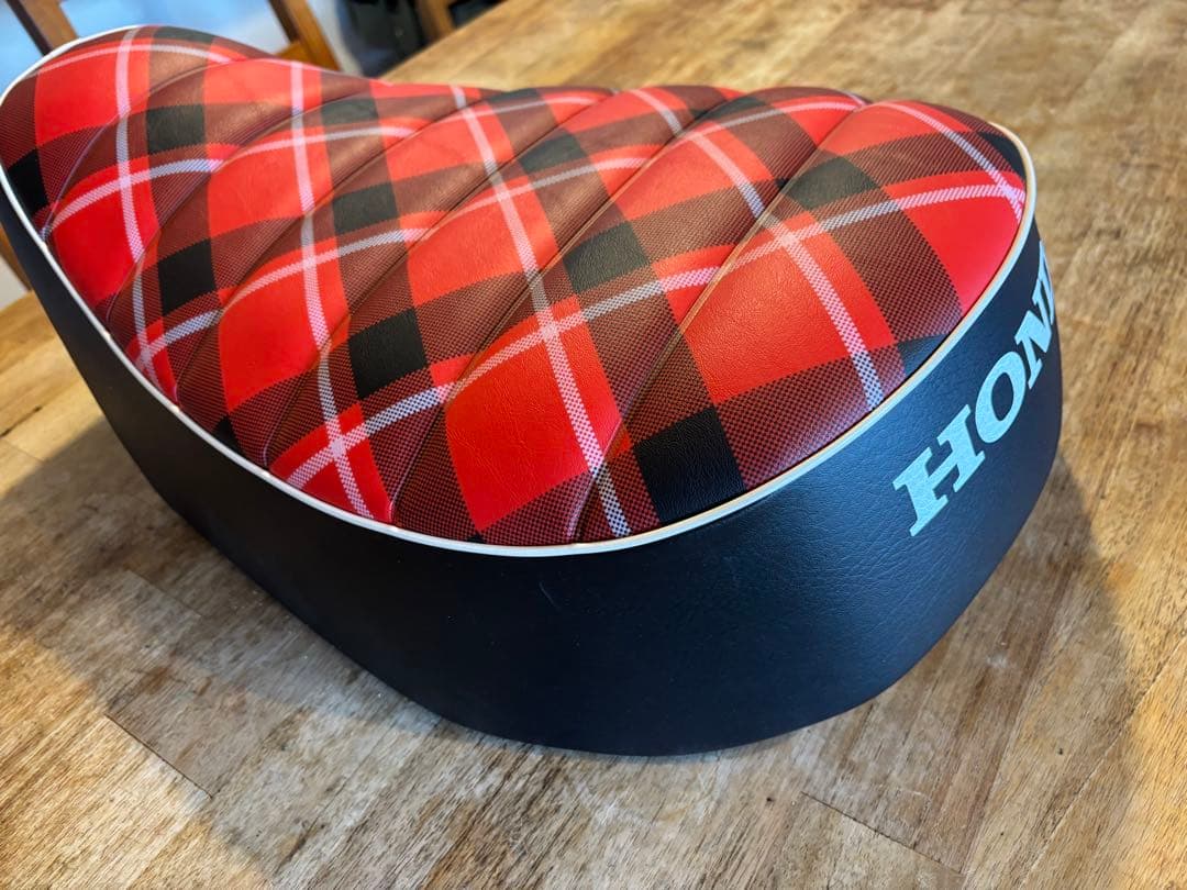 モンキー125 ホンダ 純正シート ステー付き　新品未使用