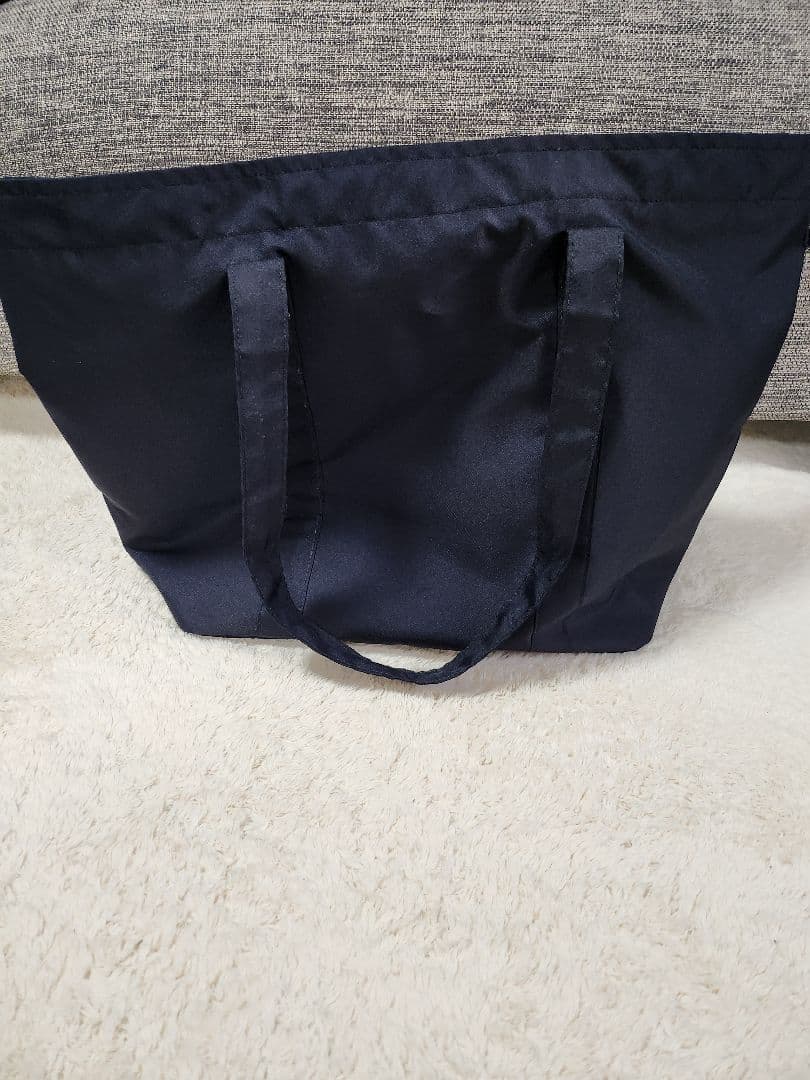 ネイビー 　ファミリア　刺繍 マザーズバッグ