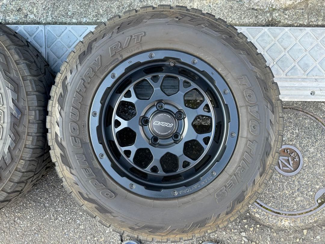 デリカ D5 RAYS M9 OPEN COUNTRY R/T タイヤホイール①