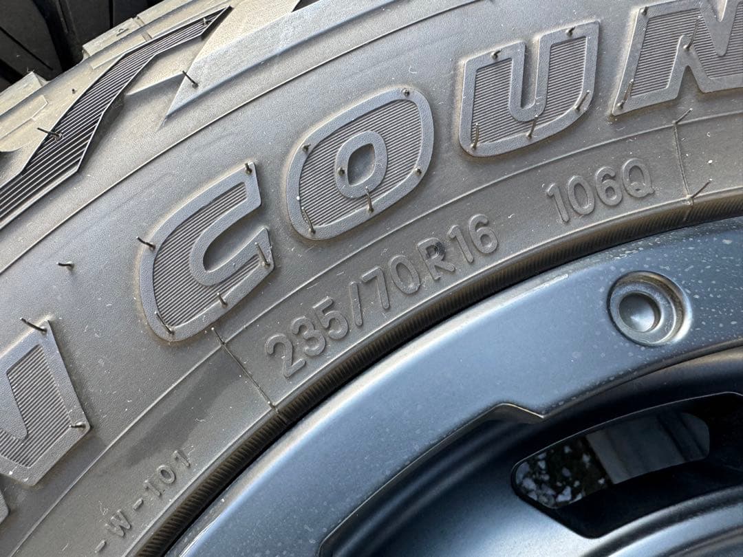 デリカ D5 RAYS M9 OPEN COUNTRY R/T タイヤホイール①