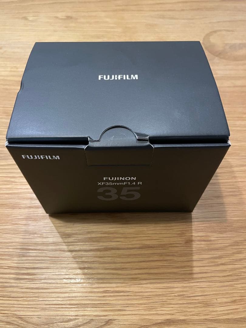 富士フィルム　Fujifilm XF35mm F1.4 R