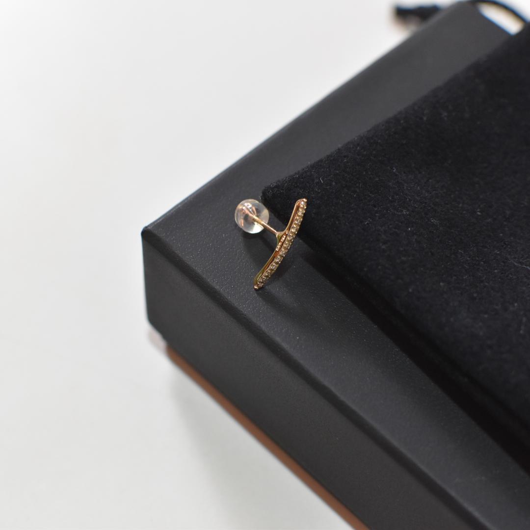 ■ Hirotaka ■ヒロタカ　 ショートバーダイヤモンド ピアス　　片耳