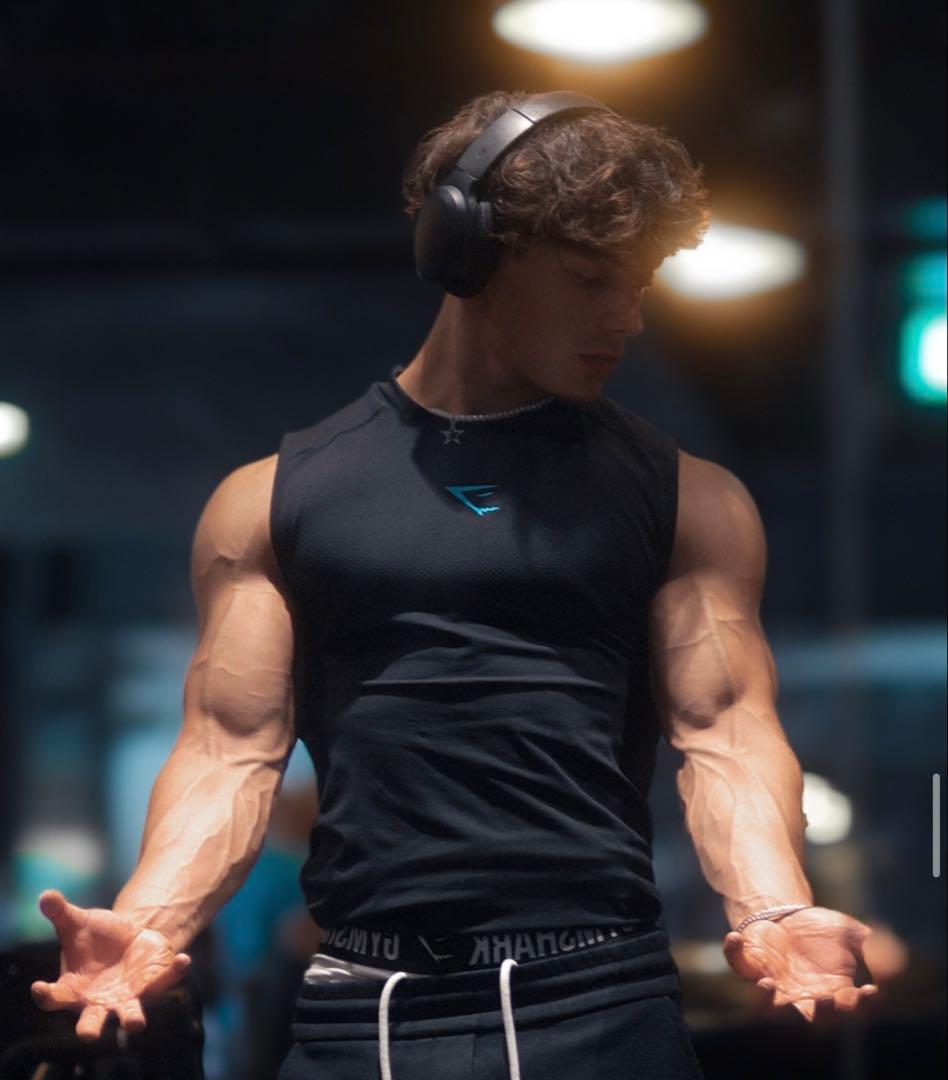 ま*と様  ONYX V5 Tank BLACK Size：M