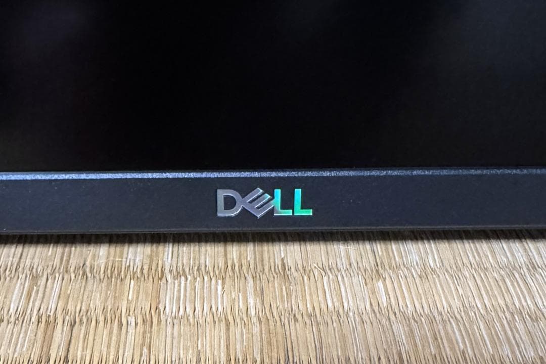美品 Dell G3223Q 32インチ 4K ゲーミングモニター 約1年使用