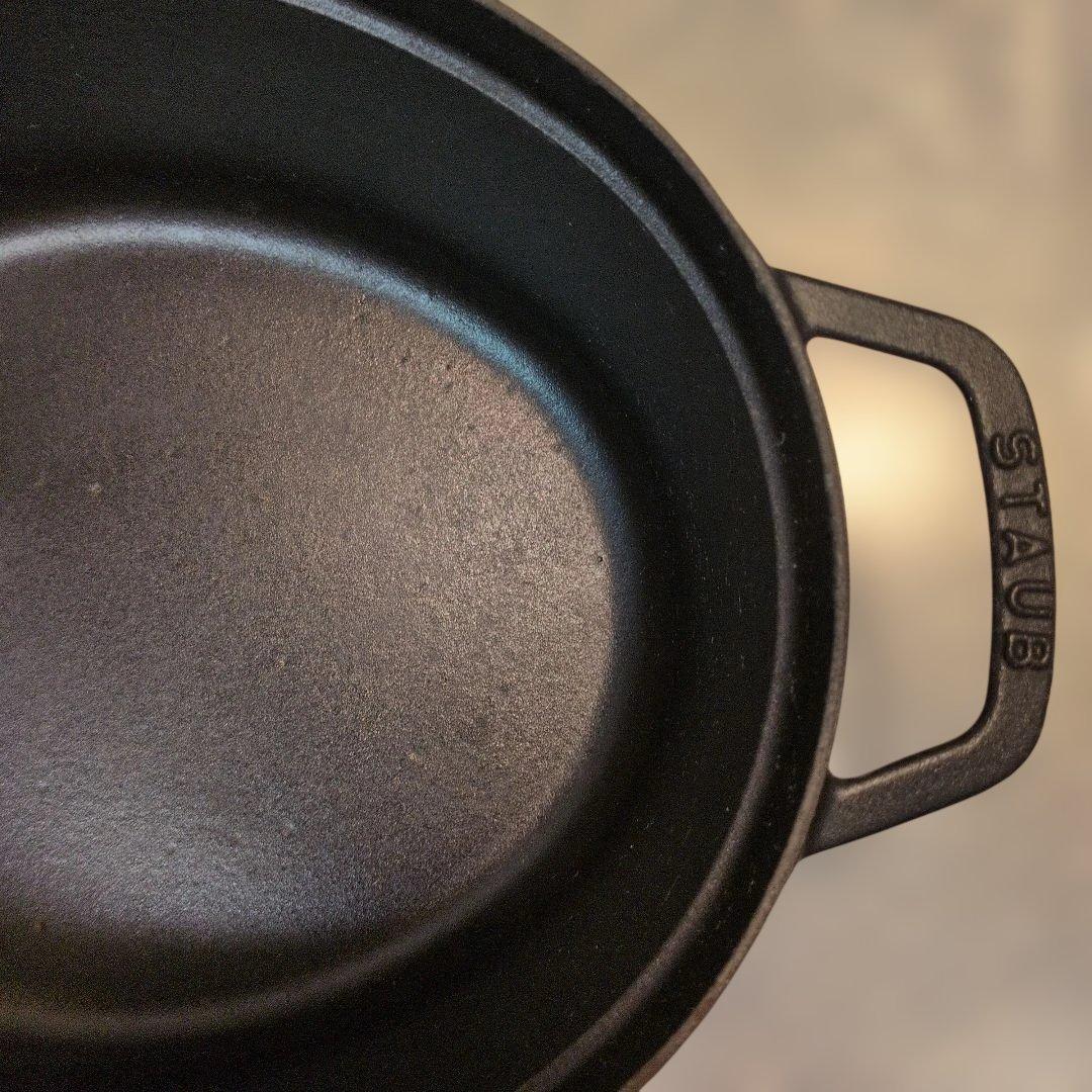 気まぐれ値下げ①STAUB ストウブ ココット オーバル 31cm