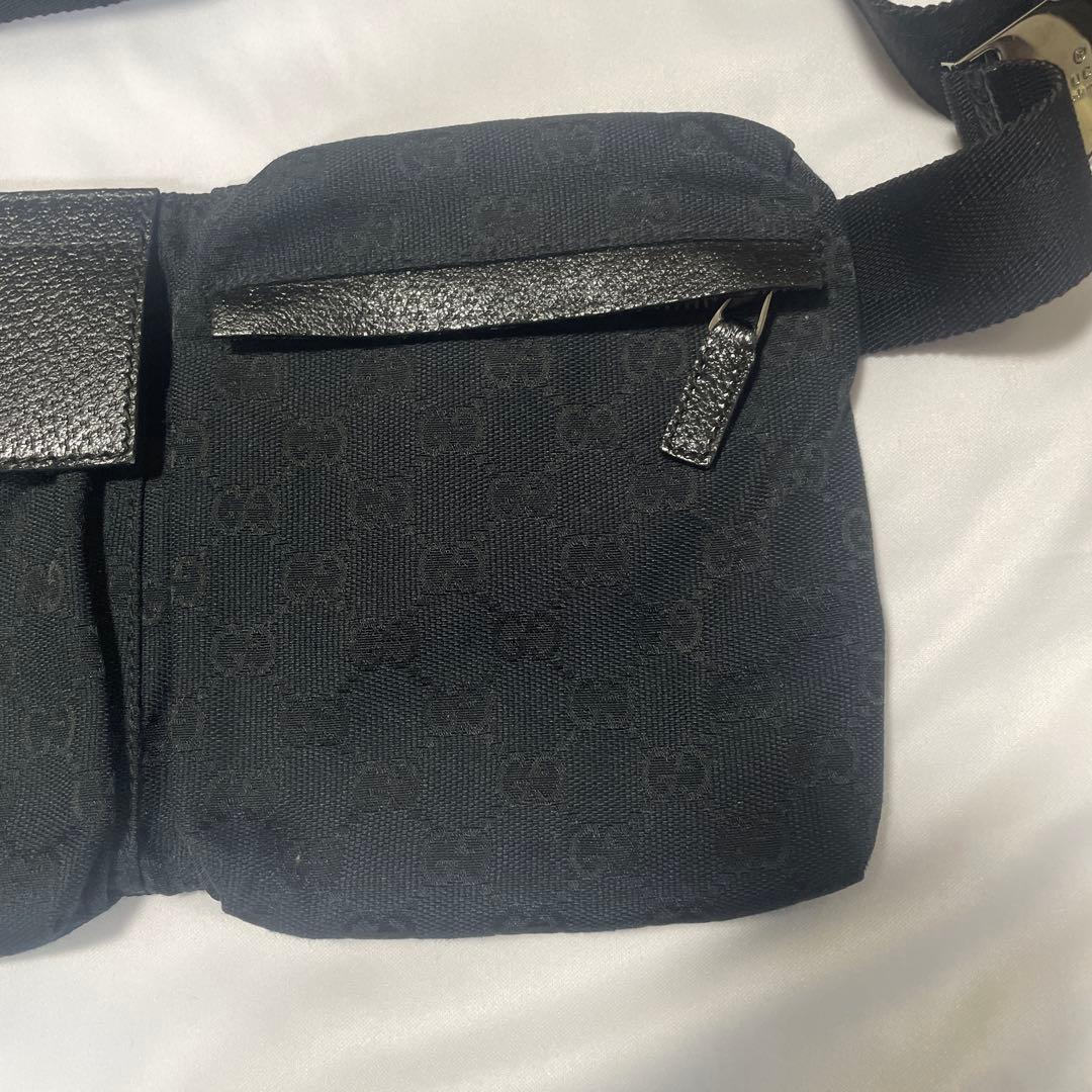 Gucci グッチ ボディーバッグ 斜め掛け ブラック 黒 　GG