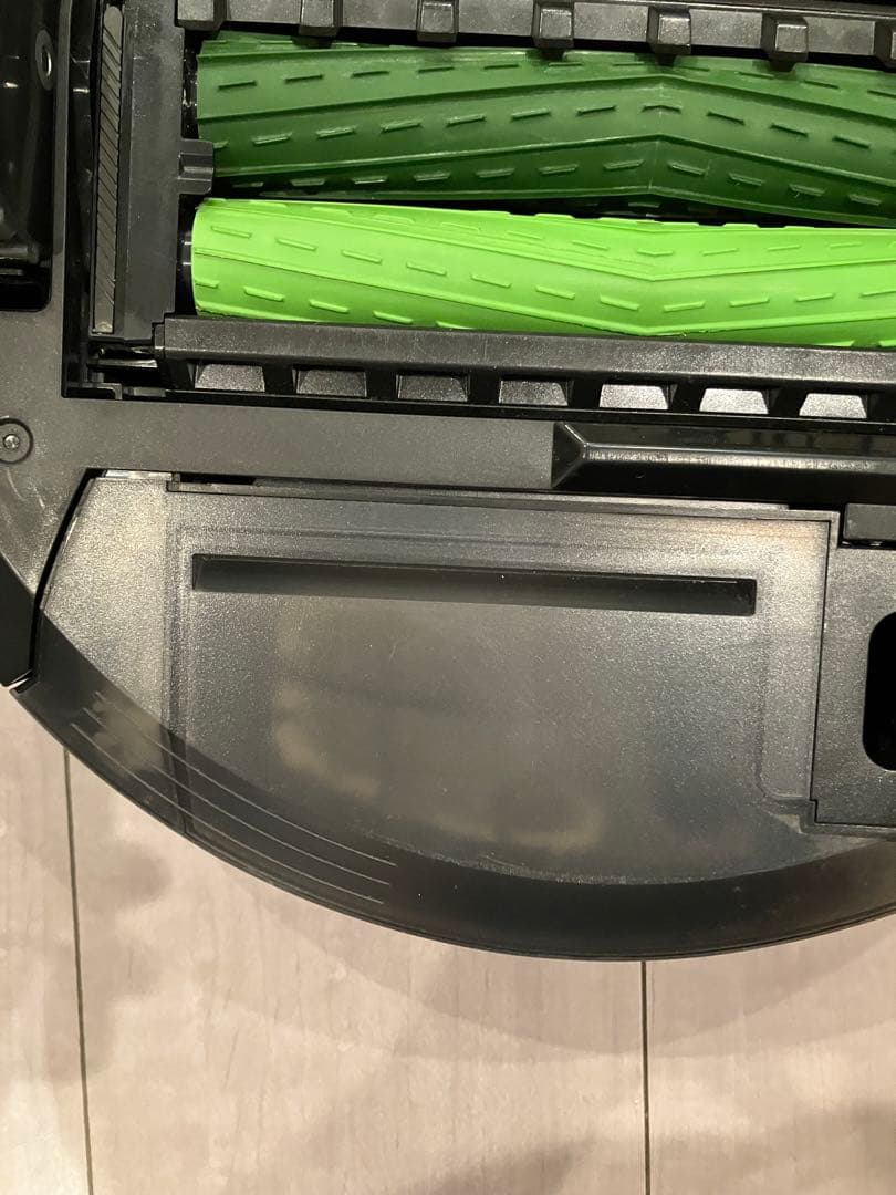 iRobot　アイロボット ルンバ j7　ロボット掃除機