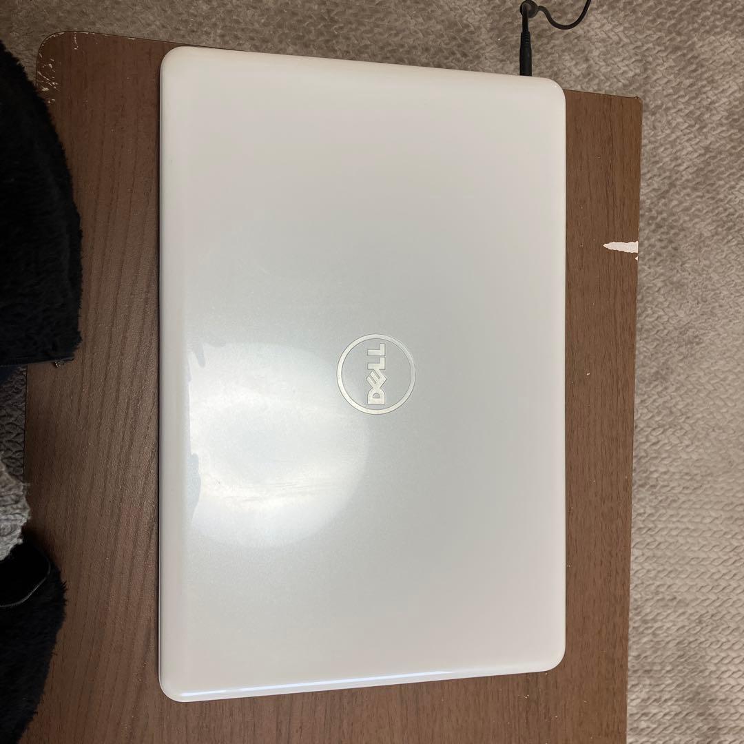Dell Inspiron 15 5000シリーズ ノートPC