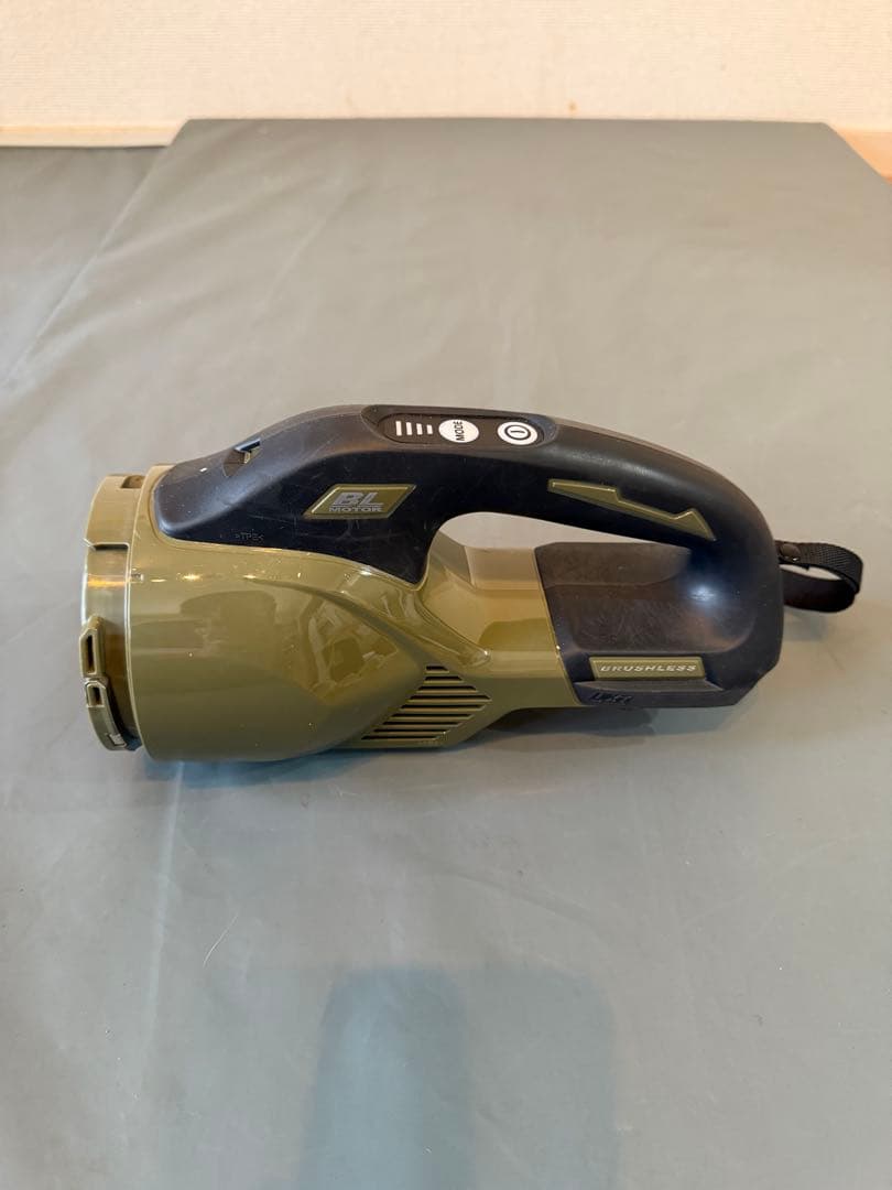 マキタ18V充電式クリーナーCL286 オリーブ本体のみ（バッテリー充電器なし）