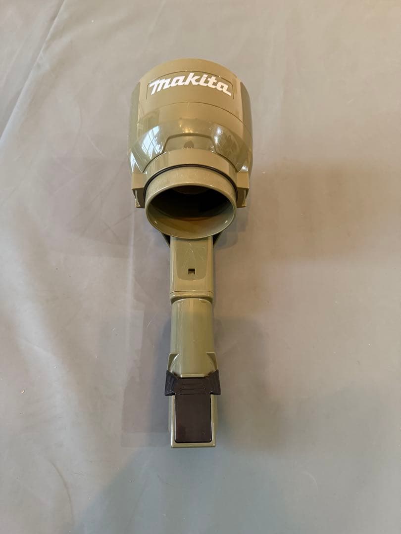 マキタ18V充電式クリーナーCL286 オリーブ本体のみ（バッテリー充電器なし）