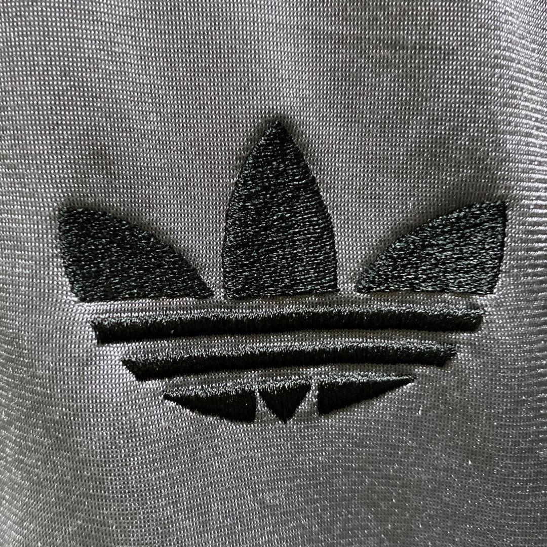 アディダス ジャージ　トラックジャケットS グレー　トレフォイルロゴ刺繍917