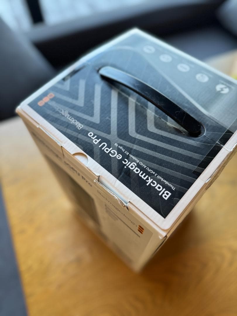 中古 Radeon RX Vega 56 Blackmagic eGPU Pro