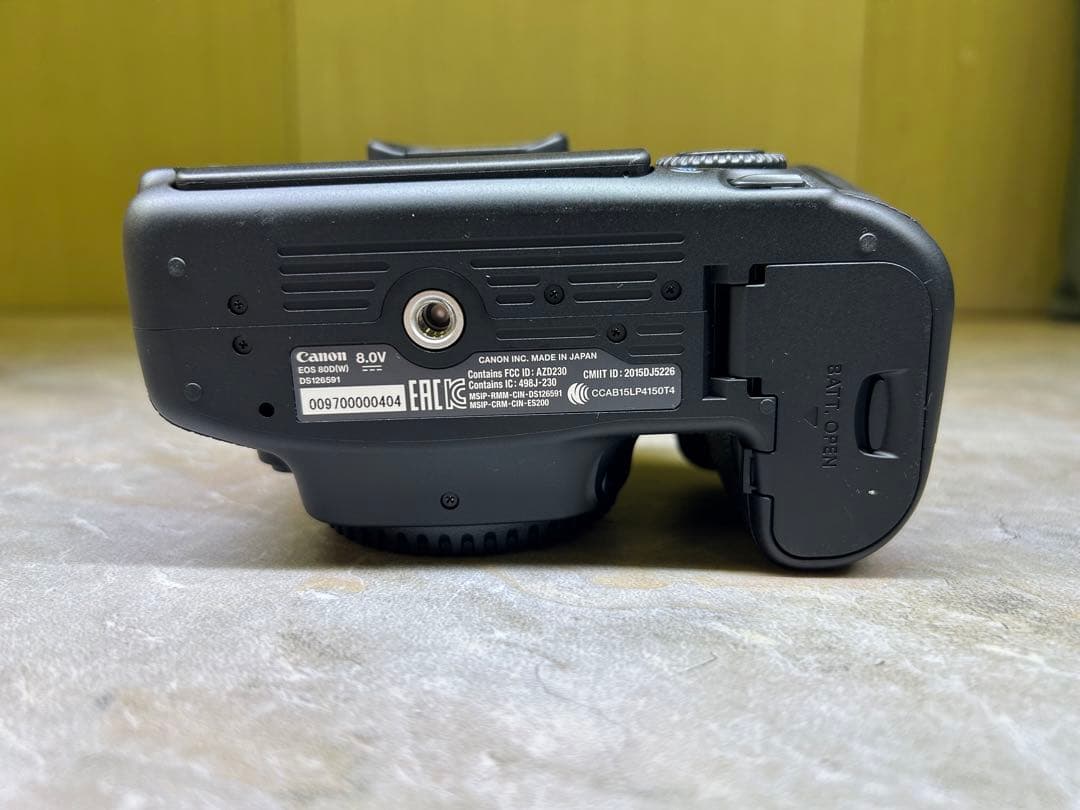 マ*ー様 【限定1台テストプライス)Canon EOS80D OH8月末に実施