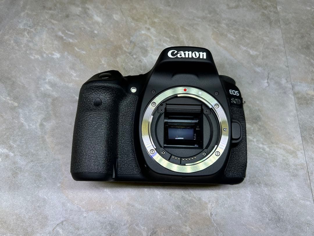 マ*ー様 【限定1台テストプライス)Canon EOS80D OH8月末に実施