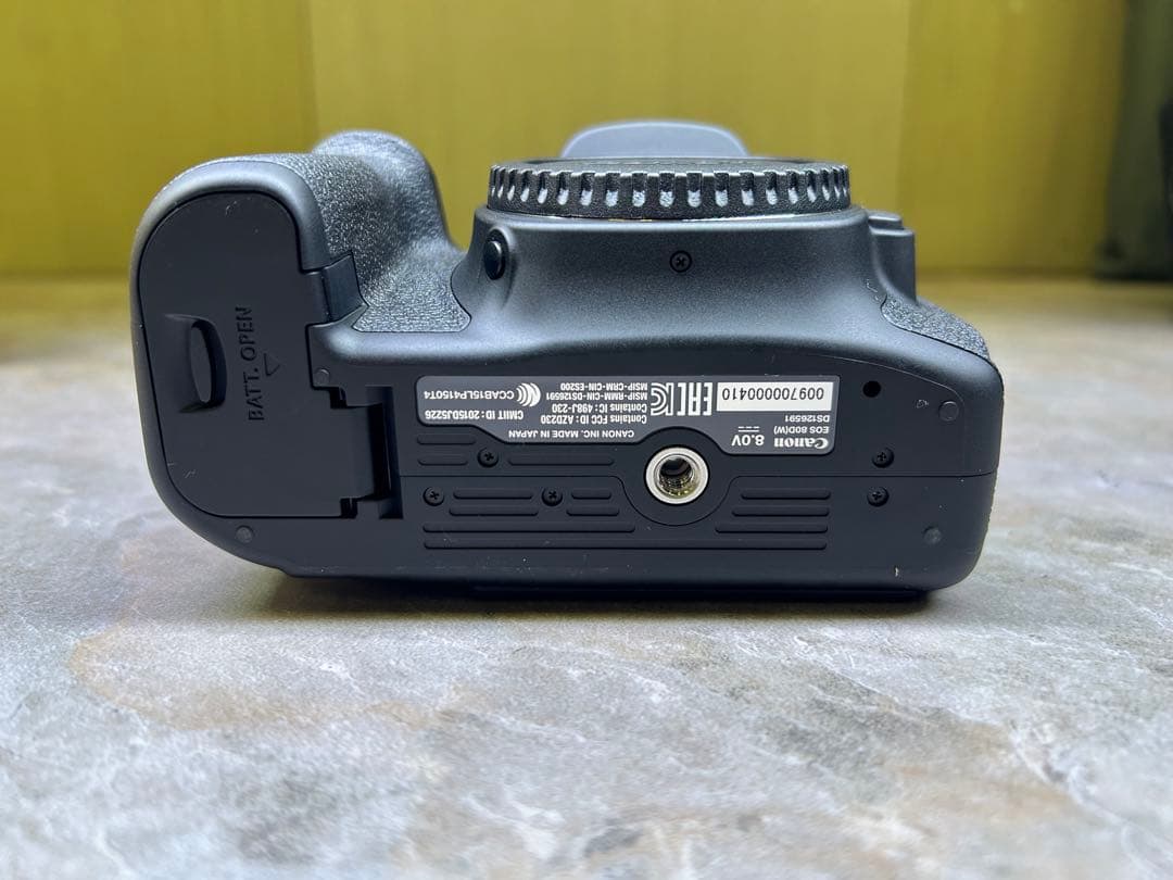 マ*ー様 【限定1台テストプライス)Canon EOS80D OH8月末に実施