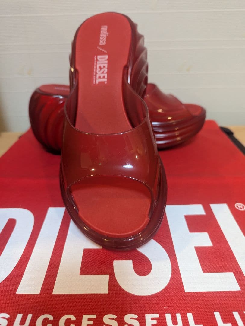 [新品箱付き]Diesel x Melissa Quantum Platform