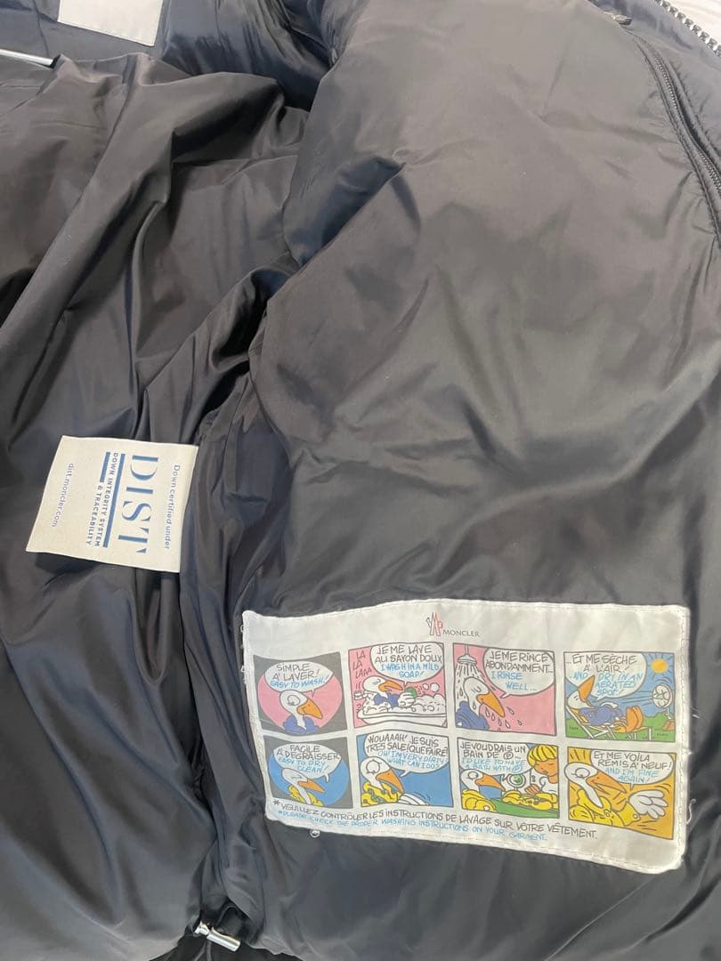 1週間限定販売 Moncler フード付きダウンジャケット 黒 1