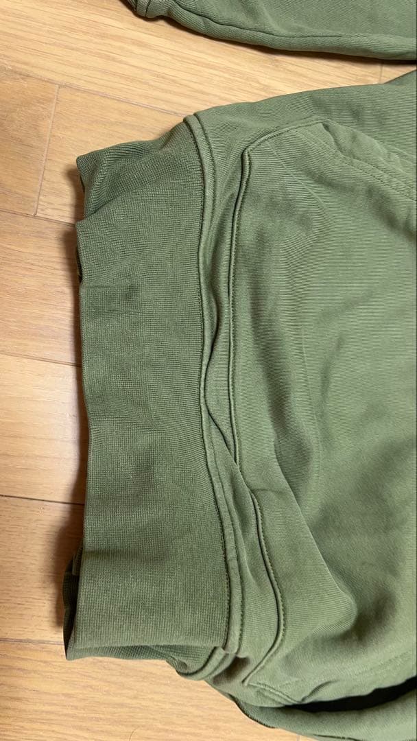 Stone  レギュラーフィット スウェットパーカー