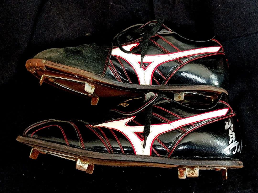 渡辺俊介 直筆サイン入り 実使用 スパイク ロッテ 支給品