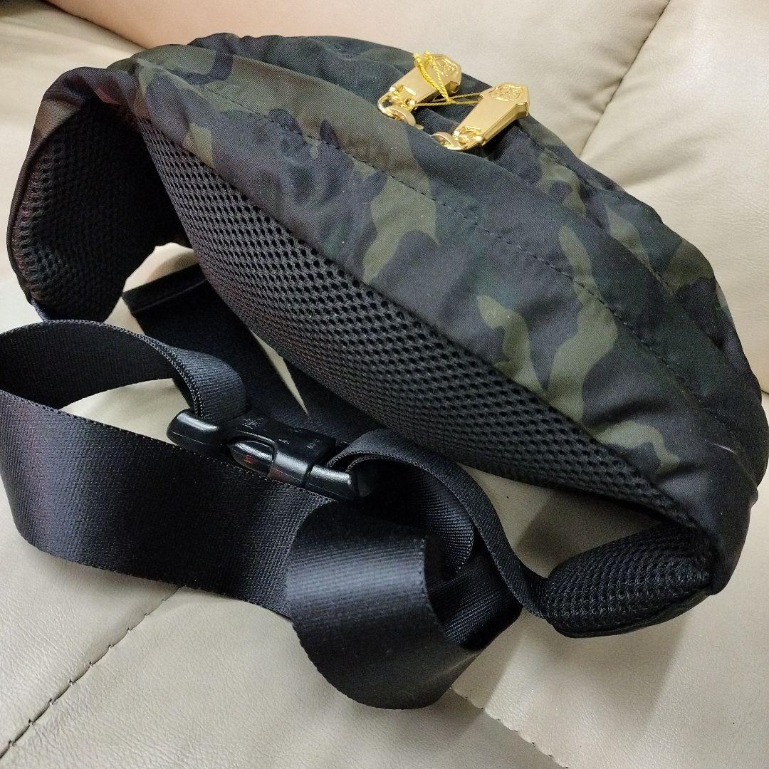 VIOLAd'ORO ヴィオラドーロ　新品❗カモフラ柄ボディバッグ　¥13200