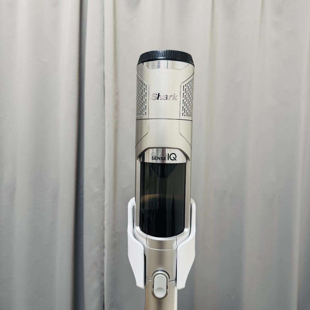 shark シャーク　Clean Sense iQ+ IW3241JSL
