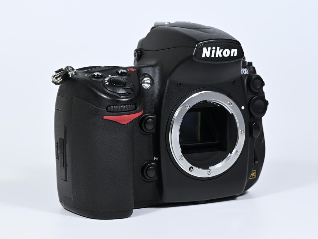 【美品】 ニコン　Nikon D700 ボディ 《ショット数9581》
