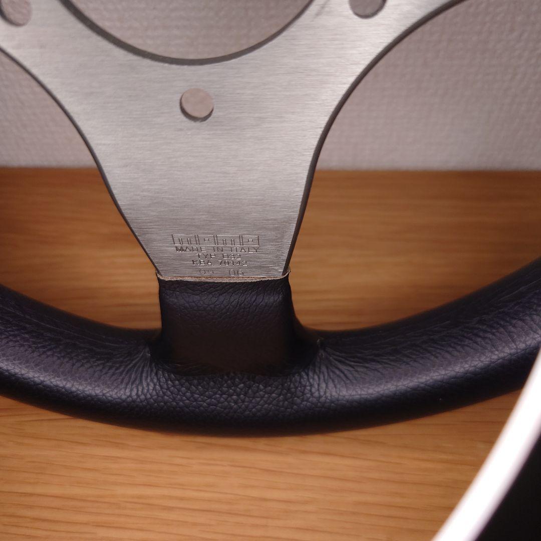 ひろきん　momo ステアリング RACE R−12 φ320