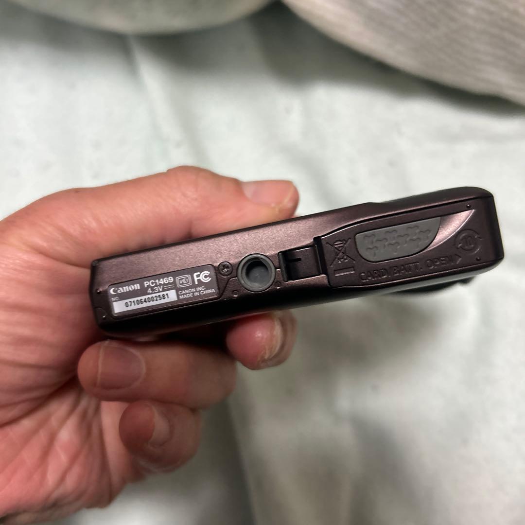 Canon IXY 200F メガピクセル コンパクトデジタルカメラ