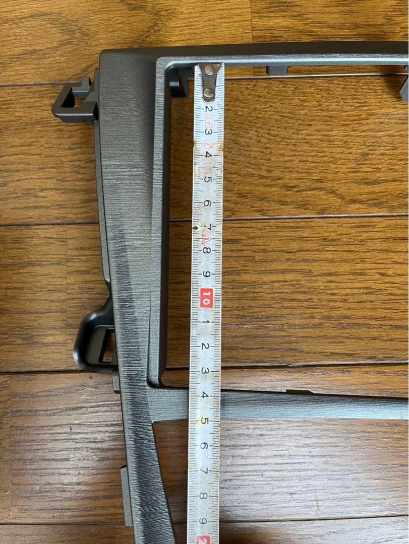 E*S様 30プリウス　ナビパネル枠外側 黒 スイッチ付き　9inc 美品