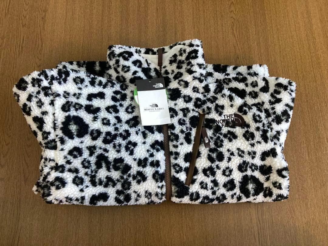 新品⭐️ノースフェイス　リモフリースジャケットレオパードクリームM韓国限定