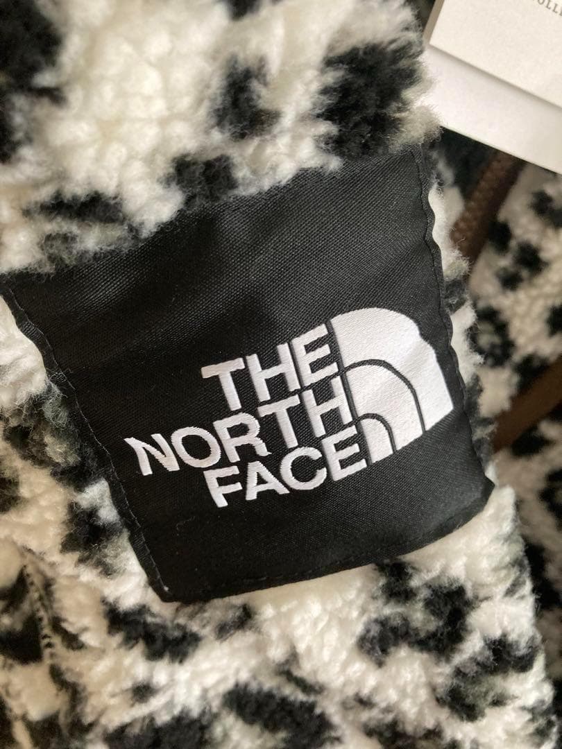 新品⭐️ノースフェイス　リモフリースジャケットレオパードクリームM韓国限定