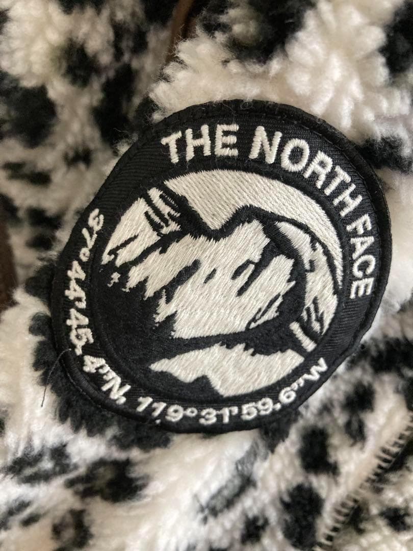 新品⭐️ノースフェイス　リモフリースジャケットレオパードクリームM韓国限定