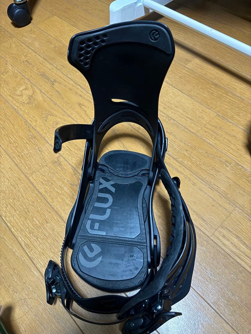 FLUX DS ビンディング ブラック