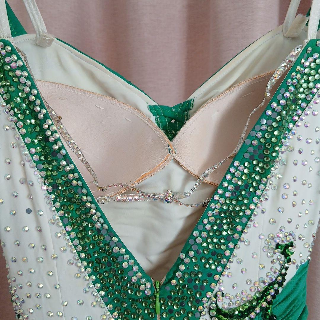 社交ダンスモダンドレス　腕付き　緑　白