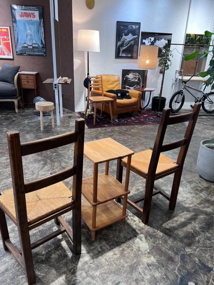 【値下げ】【SHARK ATTACK】ヴィンテージチェア 椅子 / 2脚あり B