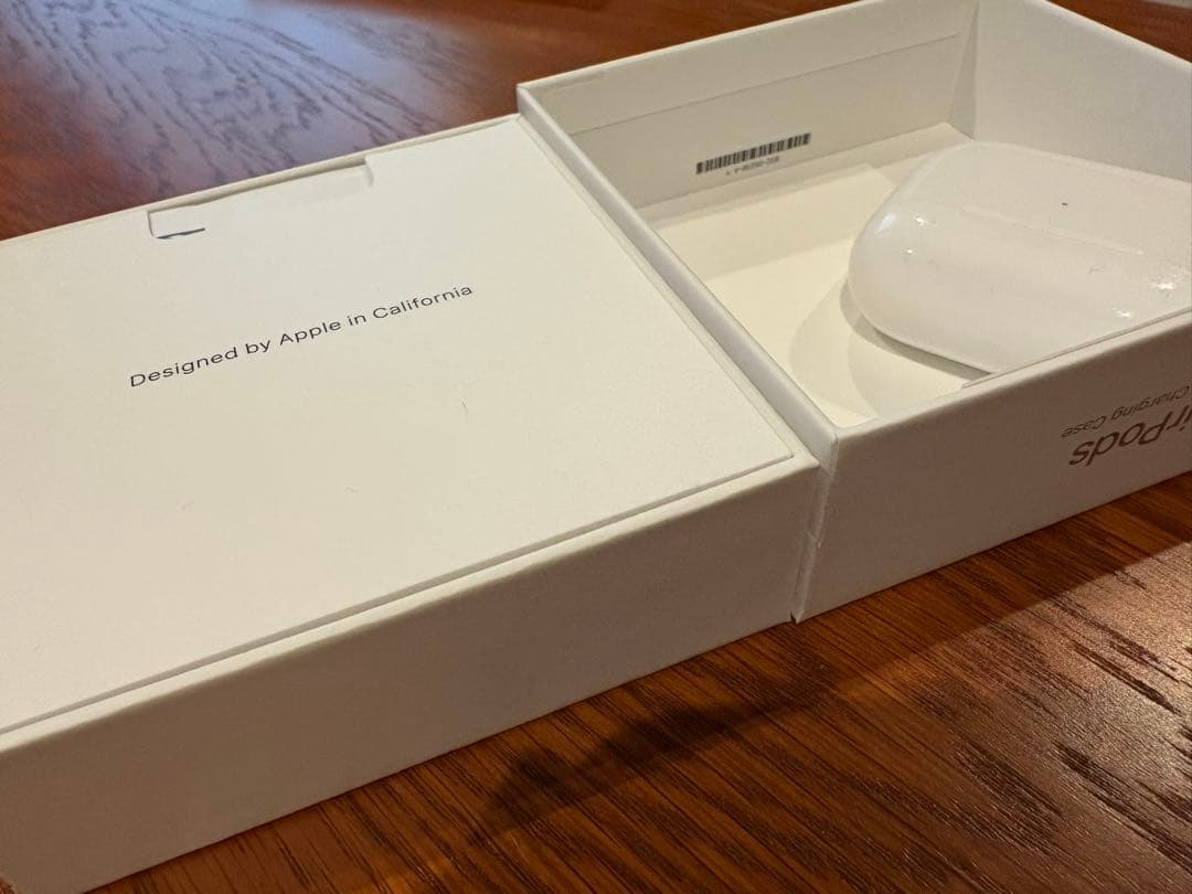 AirPods第3世代　MagSafe対応美品　中古　充電コード無し　正規箱有り