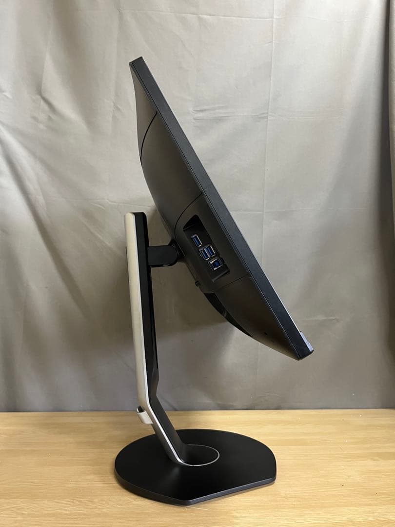 Philips 272p7v 27インチモニター　内蔵スピーカー有り　4K