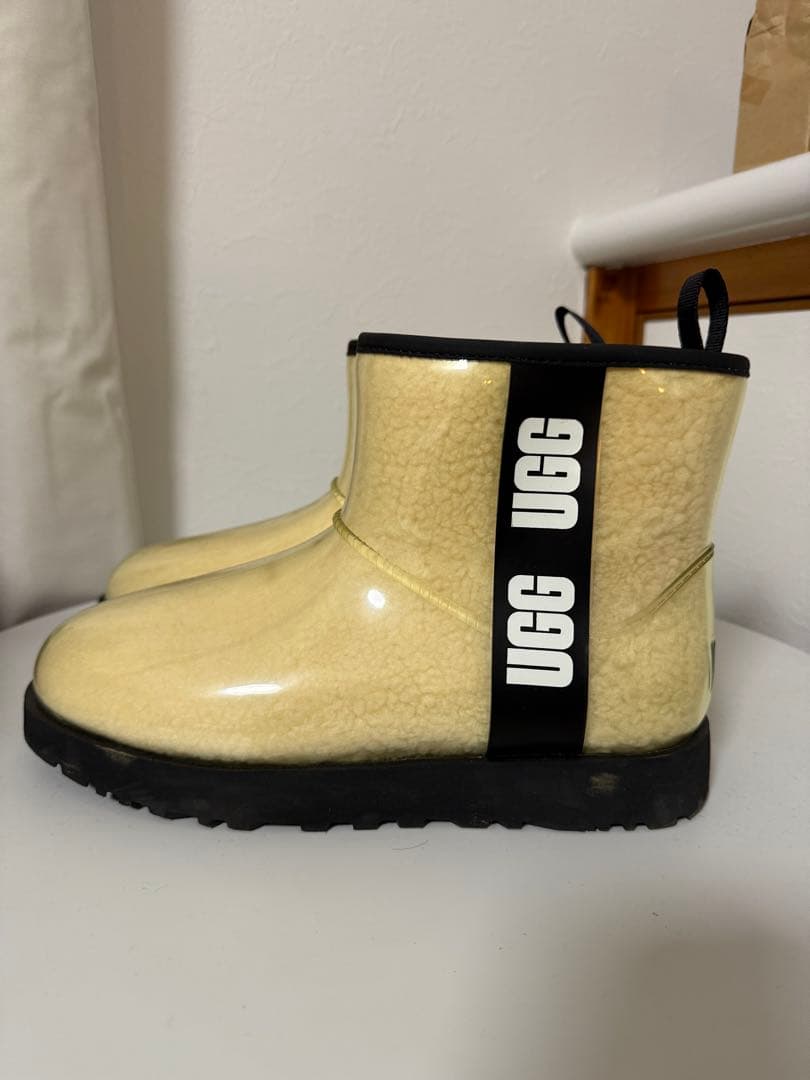 UGG ショートブーツ クリーム色 レインブーツ 26cm
