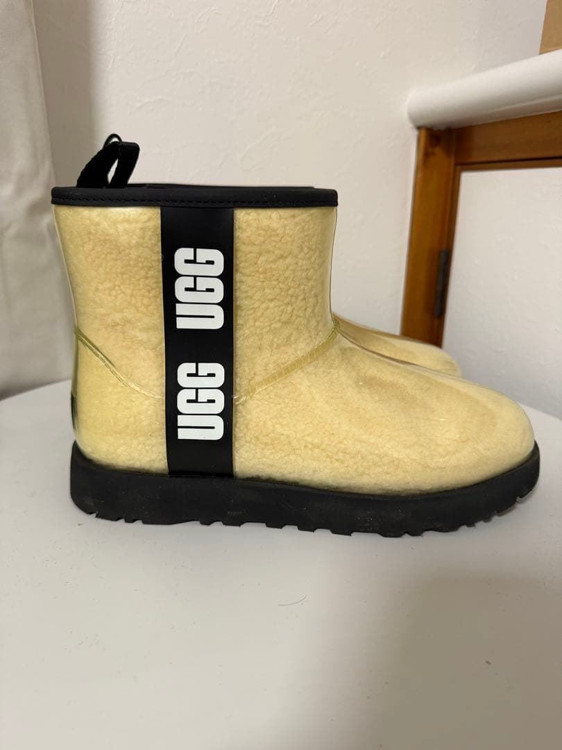 UGG ショートブーツ クリーム色 レインブーツ 26cm