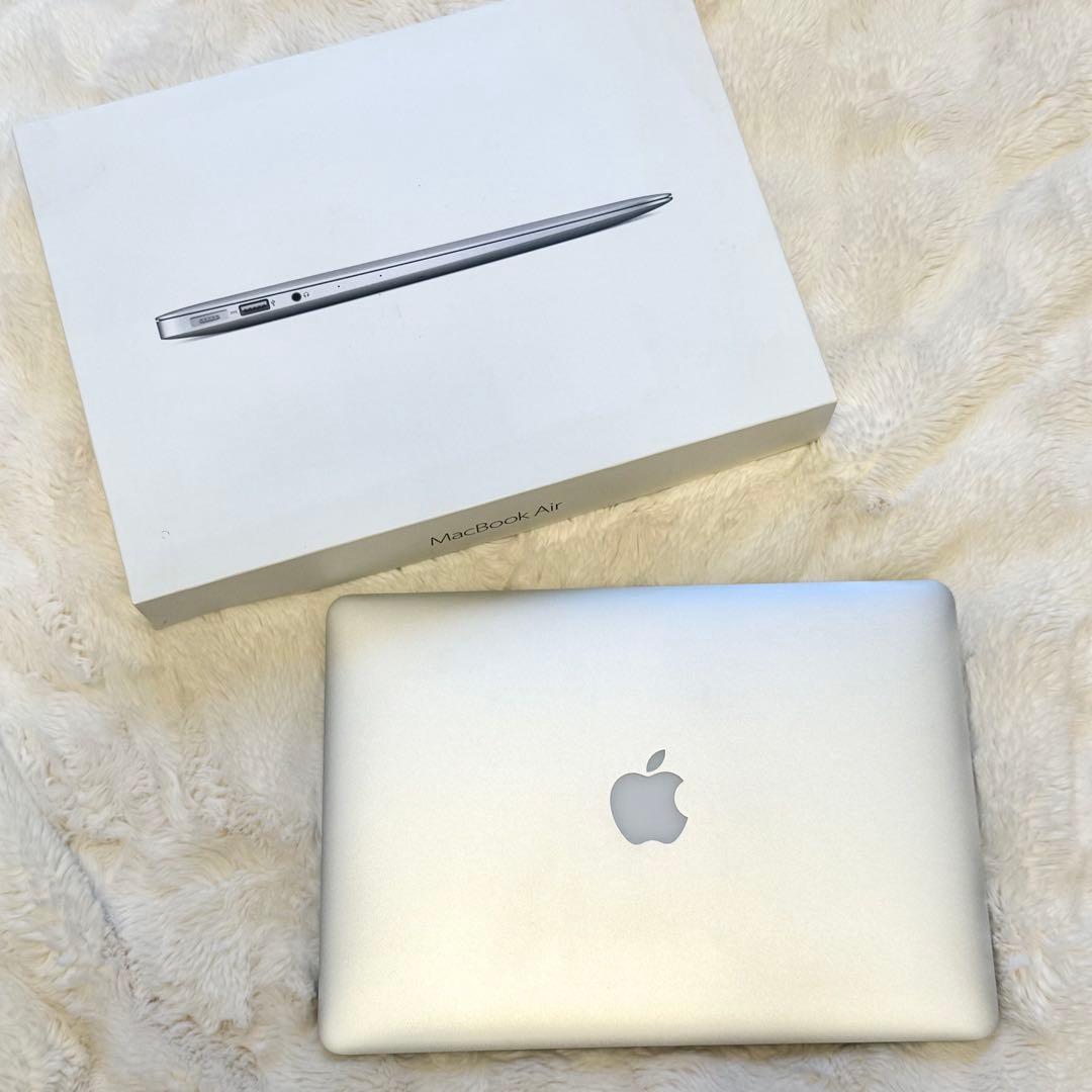 美品　MacBook Air 13inch Early2015 256GB