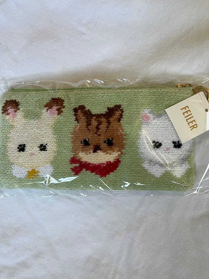 FIELIER フェイラー シルバニアファミリー　動物刺繍ポーチ ライトグリーン