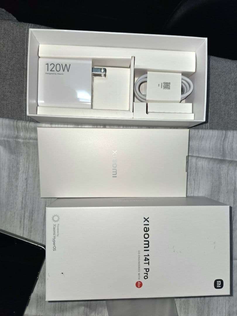 S「美品」国内版 Xiaom 14T Pro チタングレー　SIMフリー　ライカ