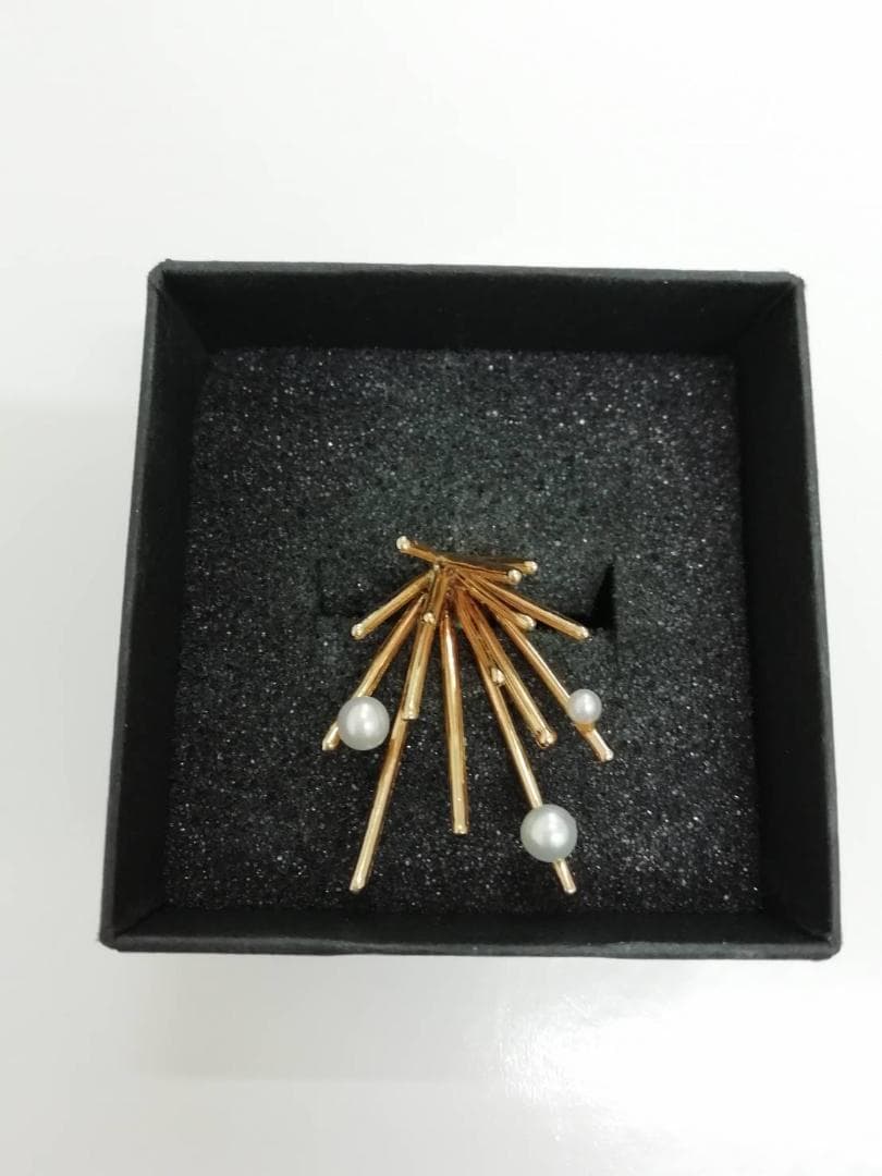 Lamie 片耳用ピアス Pearl Down Spark (M)